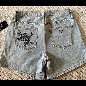 GUESS DENIM SHORTS